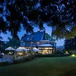 Romantik Le Val D'ambleve Hotel