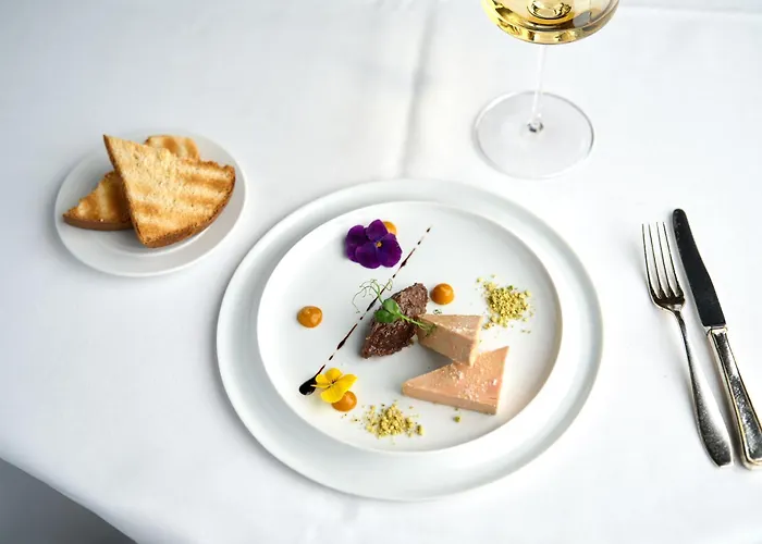 Romantik Le Val D'ambleve Hotel 4*